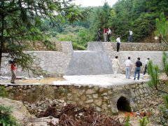 江西定南县拦沙坝