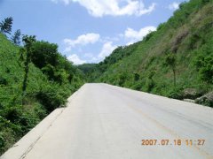 海南省宁远河大隆水利枢纽工程 进场道路边坡绿化