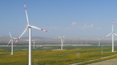 华能布尔津托洪台风电场一期49.5MW工程一角