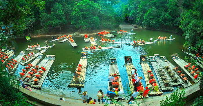 1加强河道整治推动流域旅游发展——上清溪漂流.jpg